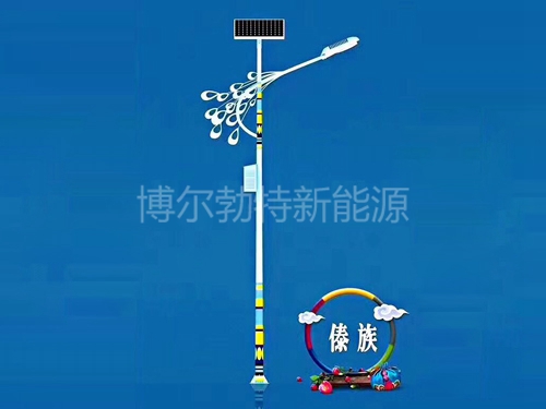 民族特色太阳能路灯
